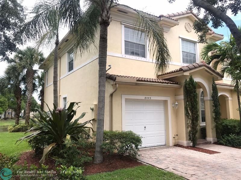 8443 SW 29th St #101 For Sale F10339924, FL