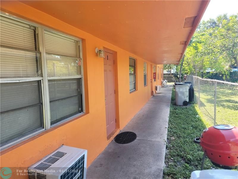 200 NW 7th St  For Sale F10362594, FL
