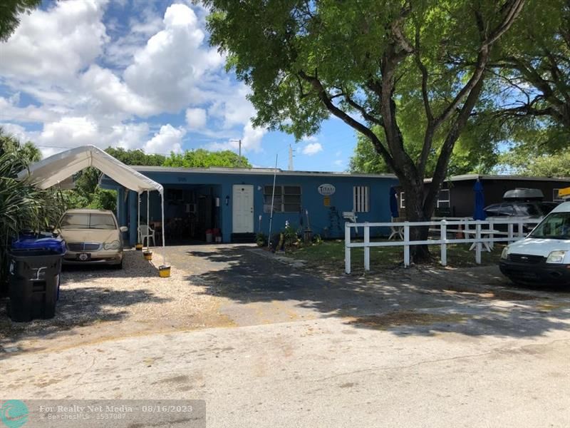 1205 NW 3rd St  For Sale F10395650, FL