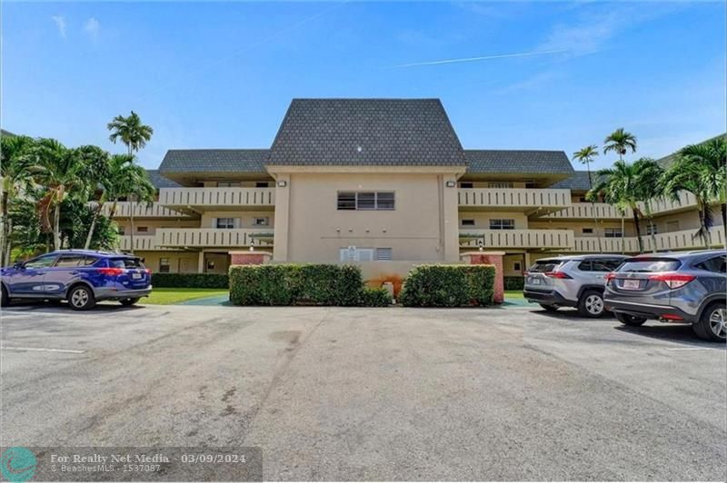 4100 N 58th Ave #207 For Sale F10407963, FL
