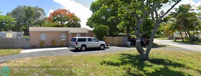 1518 NW 15th St  For Sale F10416051, FL