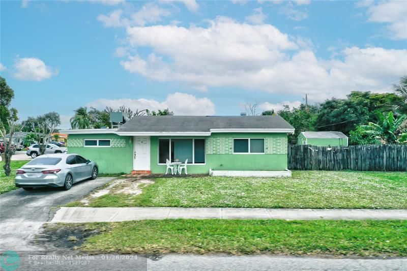 2151 N 68th Ave  For Sale F10417492, FL