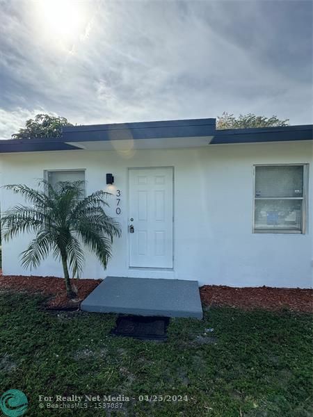 370 NW 15th Ct  For Sale F10418597, FL