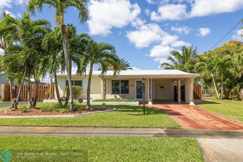 4421 SW 33rd Ave  For Sale F10423624, FL