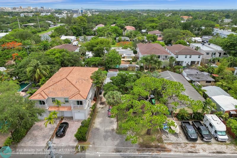214 SW 9th St  For Sale F10425533, FL