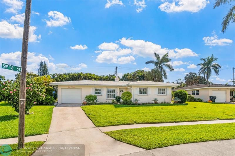 800 SW 12th Ter  For Sale F10426221, FL