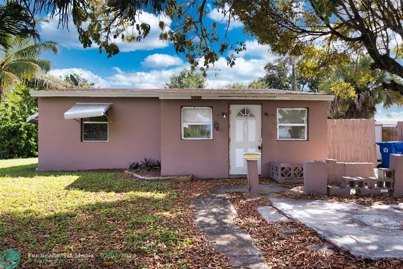 2330 NW 13th St  For Sale F10426530, FL