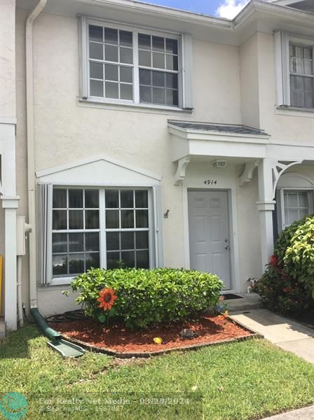 4914 SW 31st TER #8 For Sale F10427856, FL