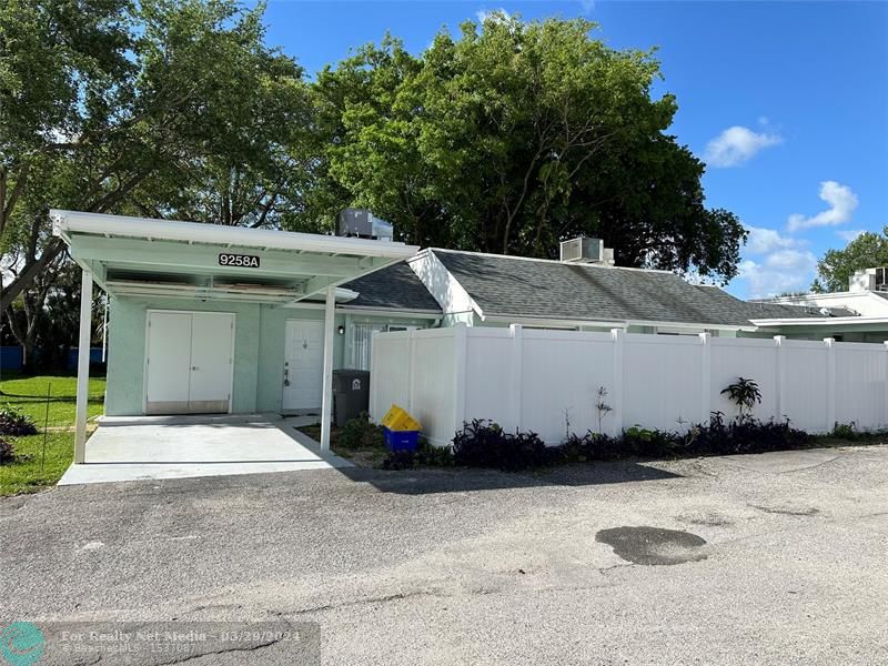 9258 SW 5th St #A For Sale F10429967, FL