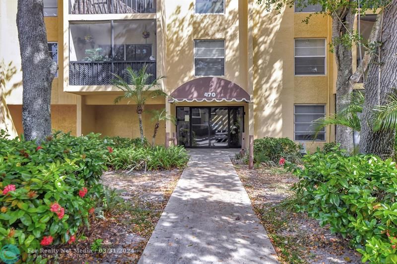 470 NW 20th St #305 For Sale F10431741, FL