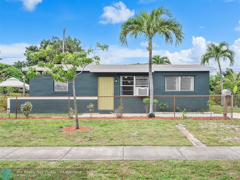 4141 NW 10th Ter  For Sale F10432118, FL