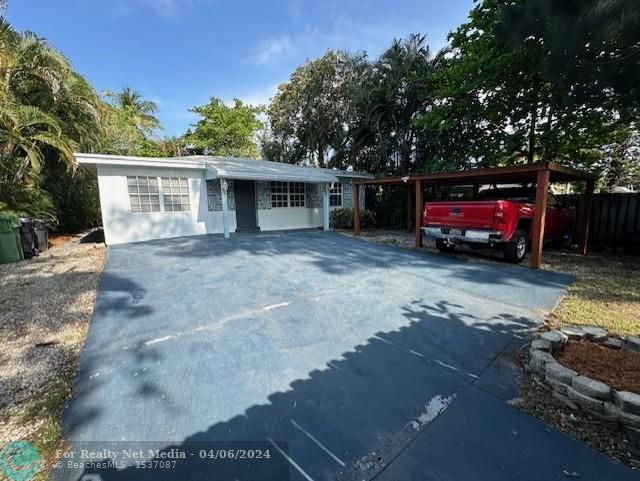 1660 SW 28th Ave  For Sale F10432158, FL