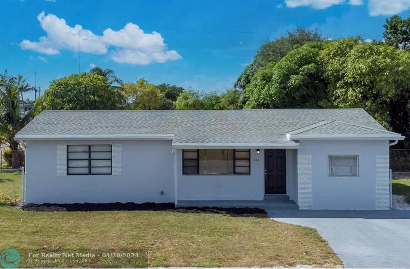 1632 S 25th Ave  For Sale F10435000, FL