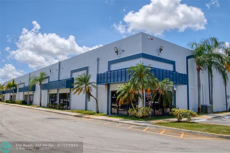 4747 N Nob Hill Rd #14 For Sale F10450613, FL