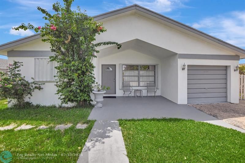 22795 SW 65th Ter  For Sale F10450626, FL