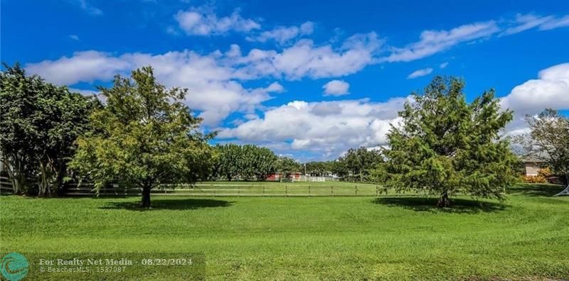 20411 SW 51st St  For Sale F10457512, FL