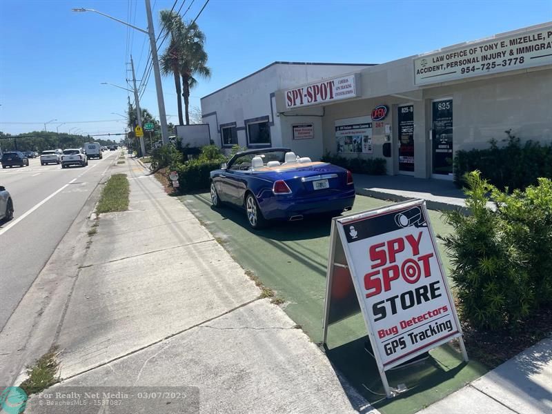 825 S Federal Hwy  For Sale F10468796, FL