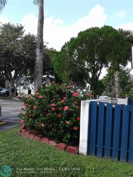 3920 SW 67th Way  For Sale F10468915, FL