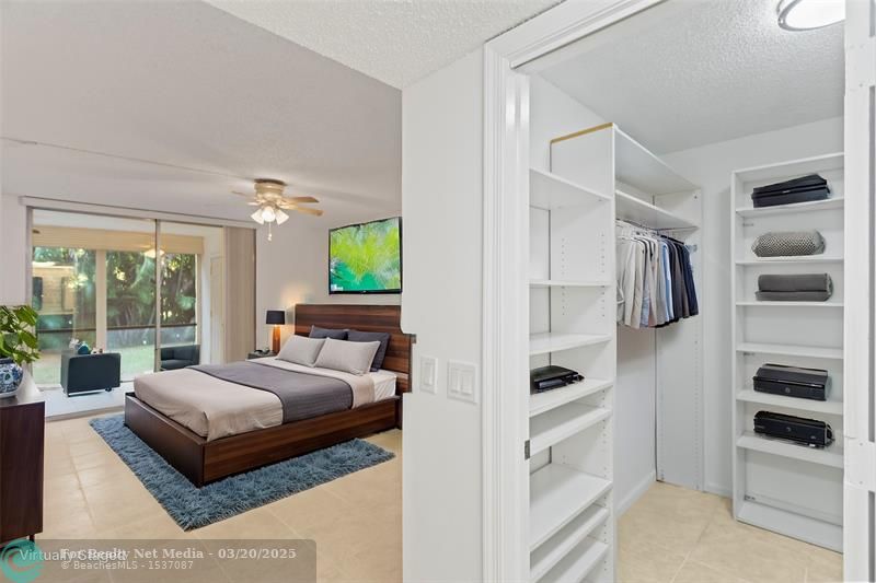 23247  Barwood Ln #102 For Sale F10472451, FL