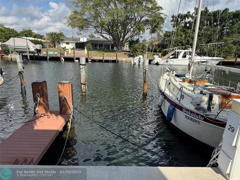 Dock Slip #29  NE 16 Street  For Sale F10480966, FL