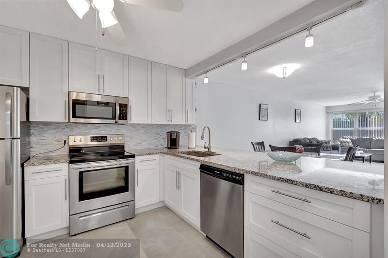 9110  Fairbanks Ln #5 For Sale F10483802, FL