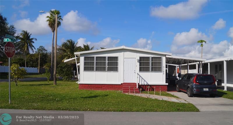 3153 SW 58th Pl  For Sale F10484909, FL
