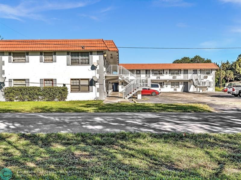 771 SW 8th St #202 For Sale F10485729, FL