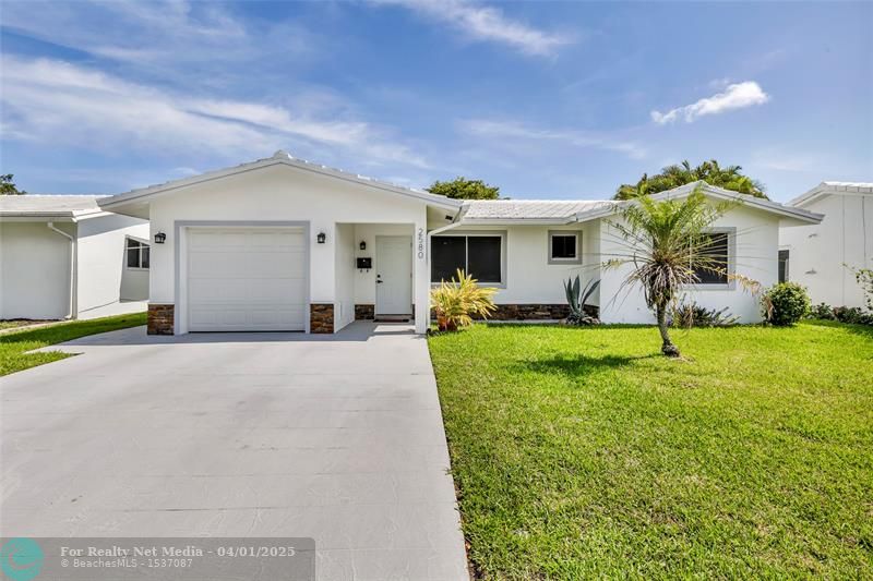 2580 NW 2nd Dr  For Sale F10486004, FL