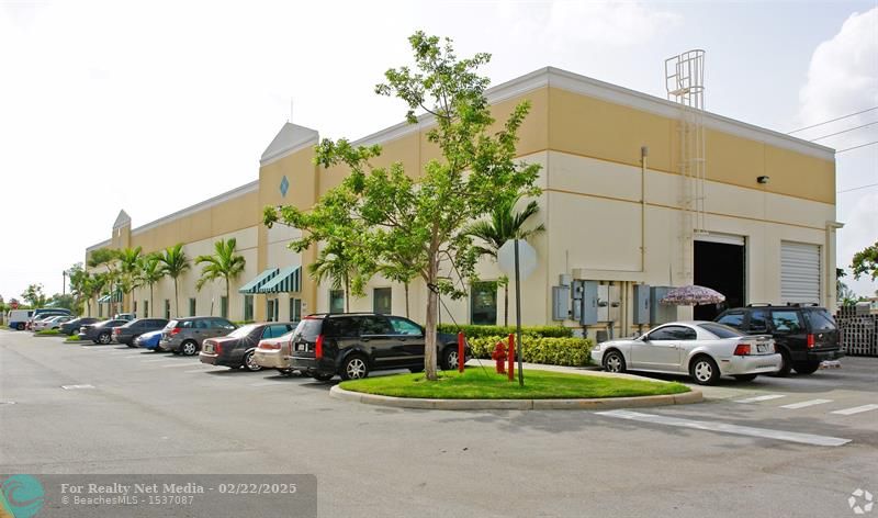 917 NW 31st Ave #917 For Sale F10488477, FL