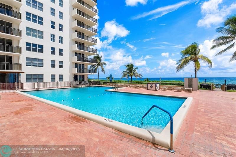 1149  Hillsboro Mile #410 For Sale F10495796, FL