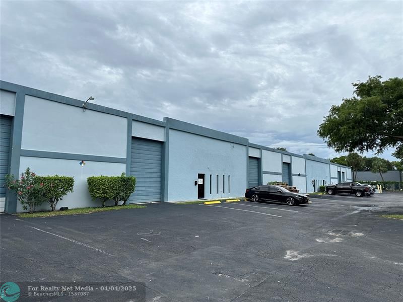 6701 NW 15th Way  For Sale F10496326, FL