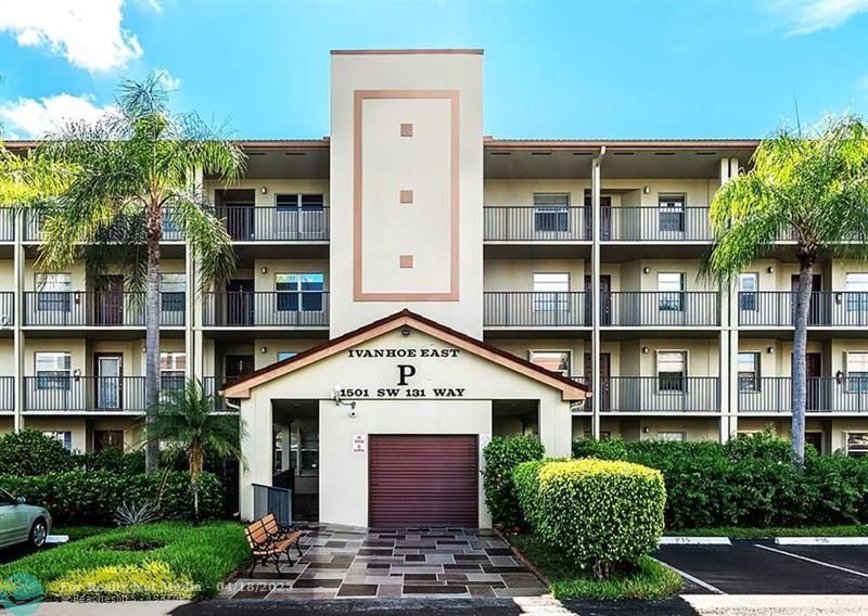1501 SW 131st Way #304 For Sale F10498537, FL