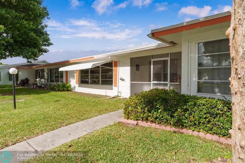 1065 NW 88th Ave #C92 For Sale F10499917, FL