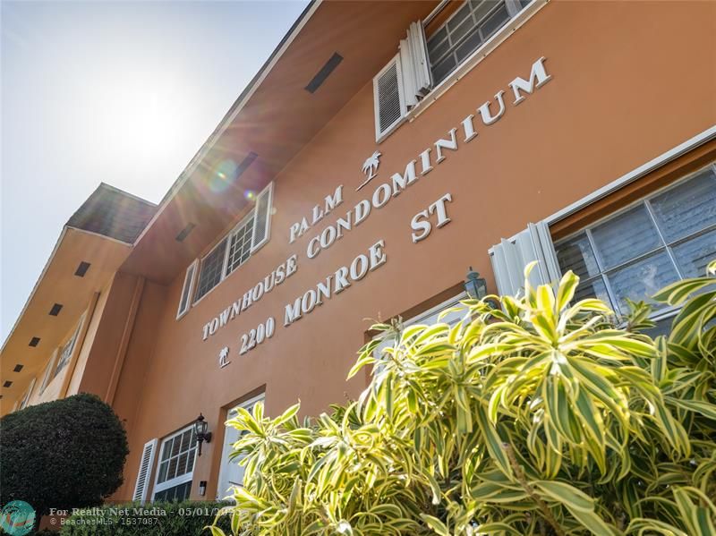2200  Monroe St #34 For Sale F10500618, FL