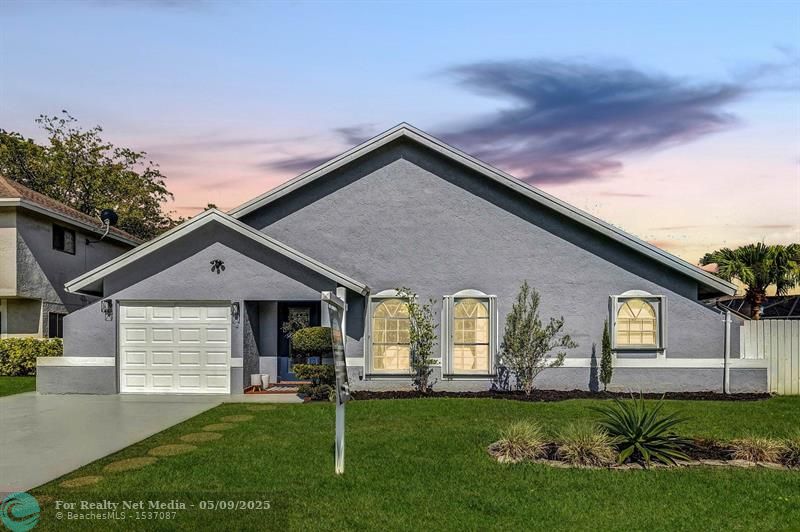 22453  Swordfish Drive  For Sale F10502674, FL