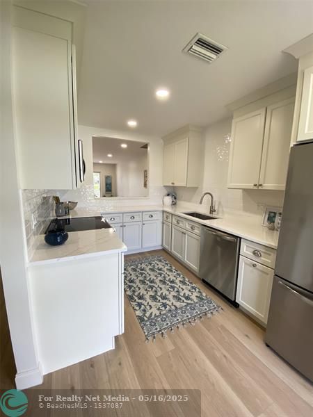8733  Belle Aire Dr #234 For Sale F10503538, FL
