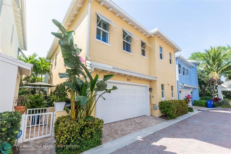919 N Victoria Park Rd  For Sale F10503967, FL