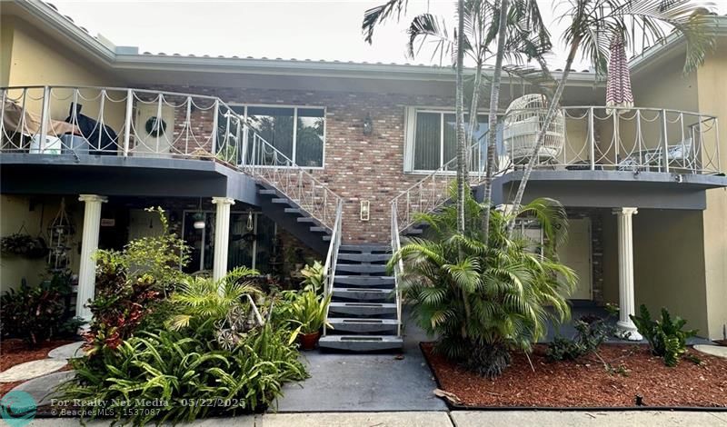 1900 NE 28th Ct #1A For Sale F10504644, FL