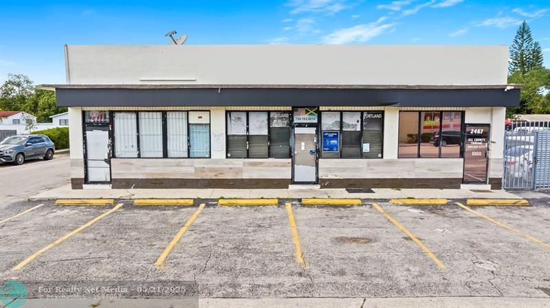 2467-2471  Pembroke Rd  For Sale F10504847, FL